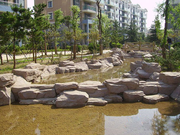 塑石駁岸假山