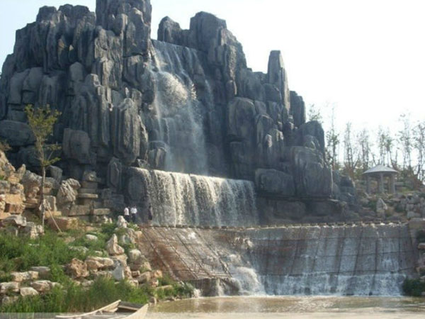 塑石假山設計的兩大空間環(huán)境要素介紹