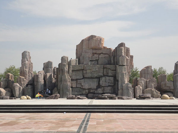 室外水泥假山的壽命一般多久？